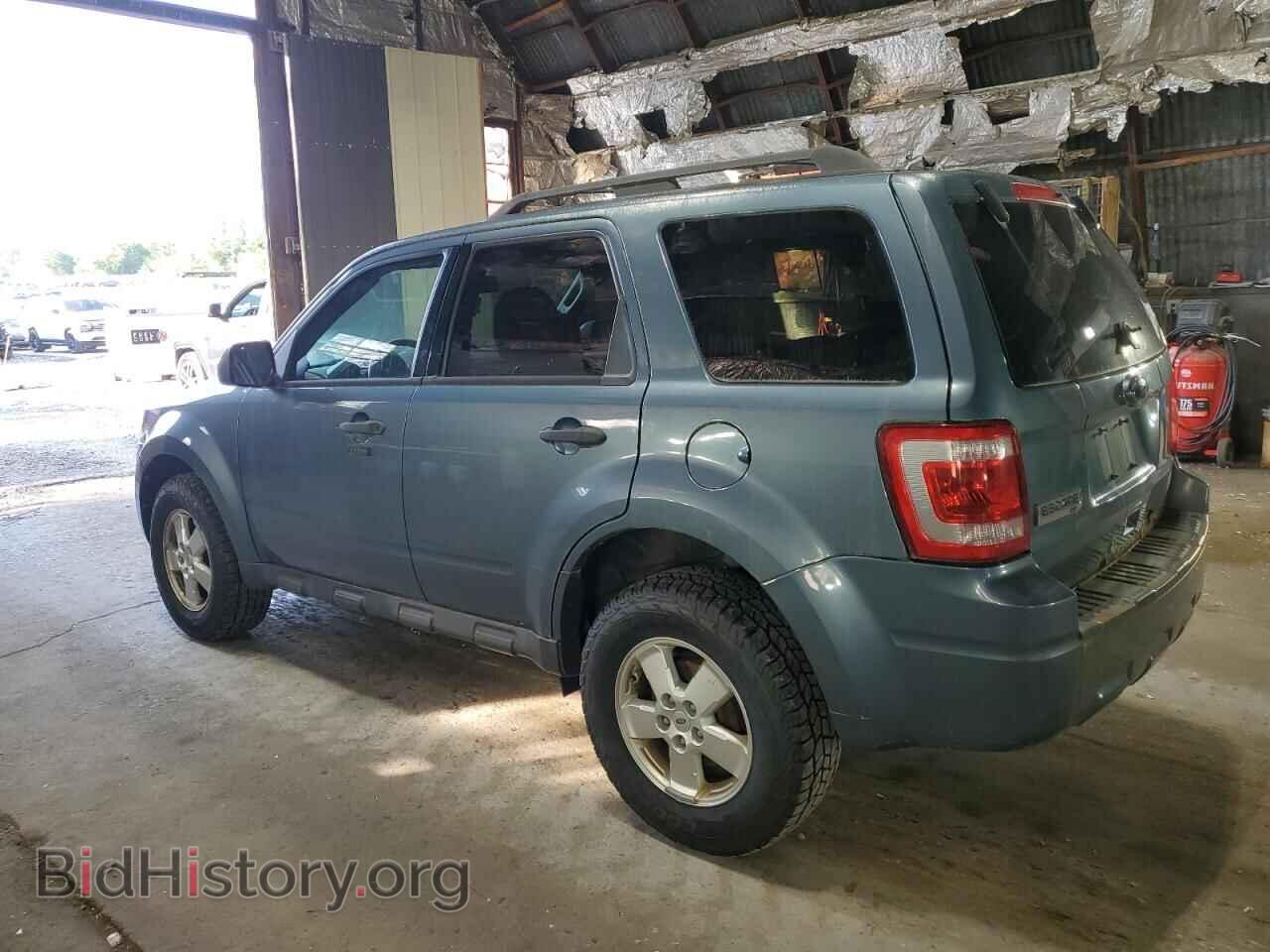 2010 FORD ESCAPE - VIN: 1FMCU0D73AKD41709 - Фото 2
