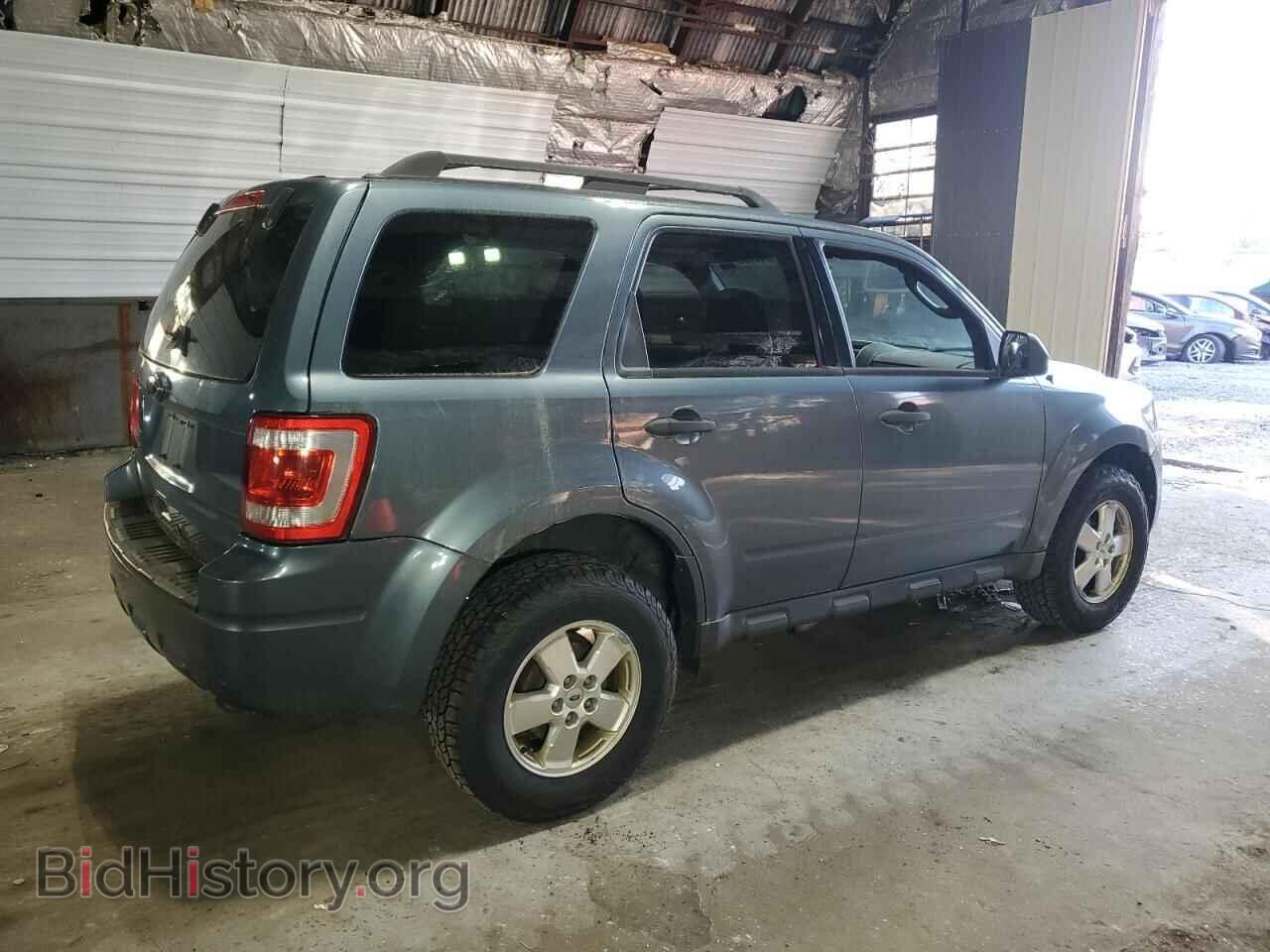 2010 FORD ESCAPE - VIN: 1FMCU0D73AKD41709 - Фото 3