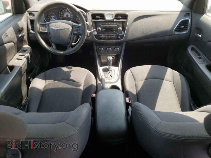 2013 Chrysler 200 (VIN 1C3CCBAB5DN640119) — фото 8 из 12
