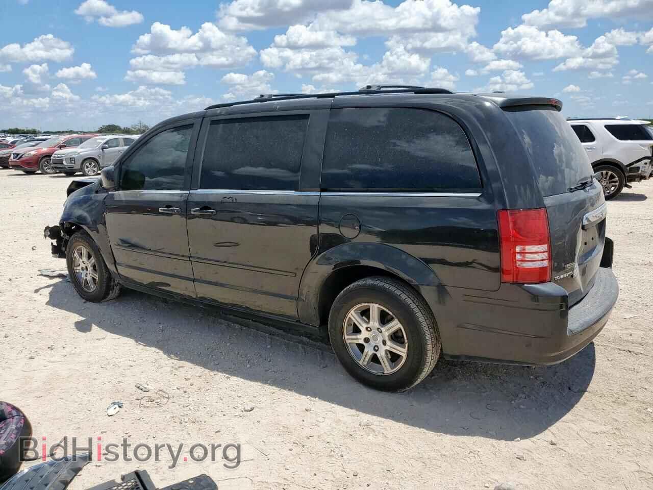 2008 CHRYSLER MINIVAN - VIN: 2A8HR54PX8R114451 - Фото 2