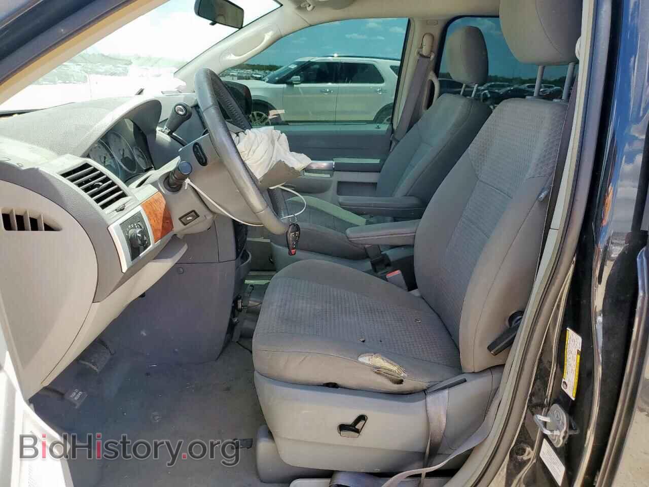 2008 CHRYSLER MINIVAN - VIN: 2A8HR54PX8R114451 - Фото 7