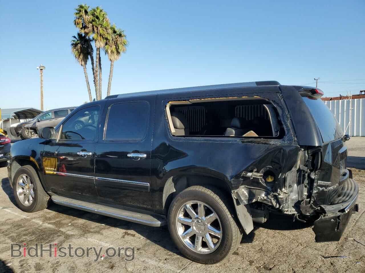 2011 GMC YUKON - VIN: 1GKS1MEF0BR393897 - Фото 2