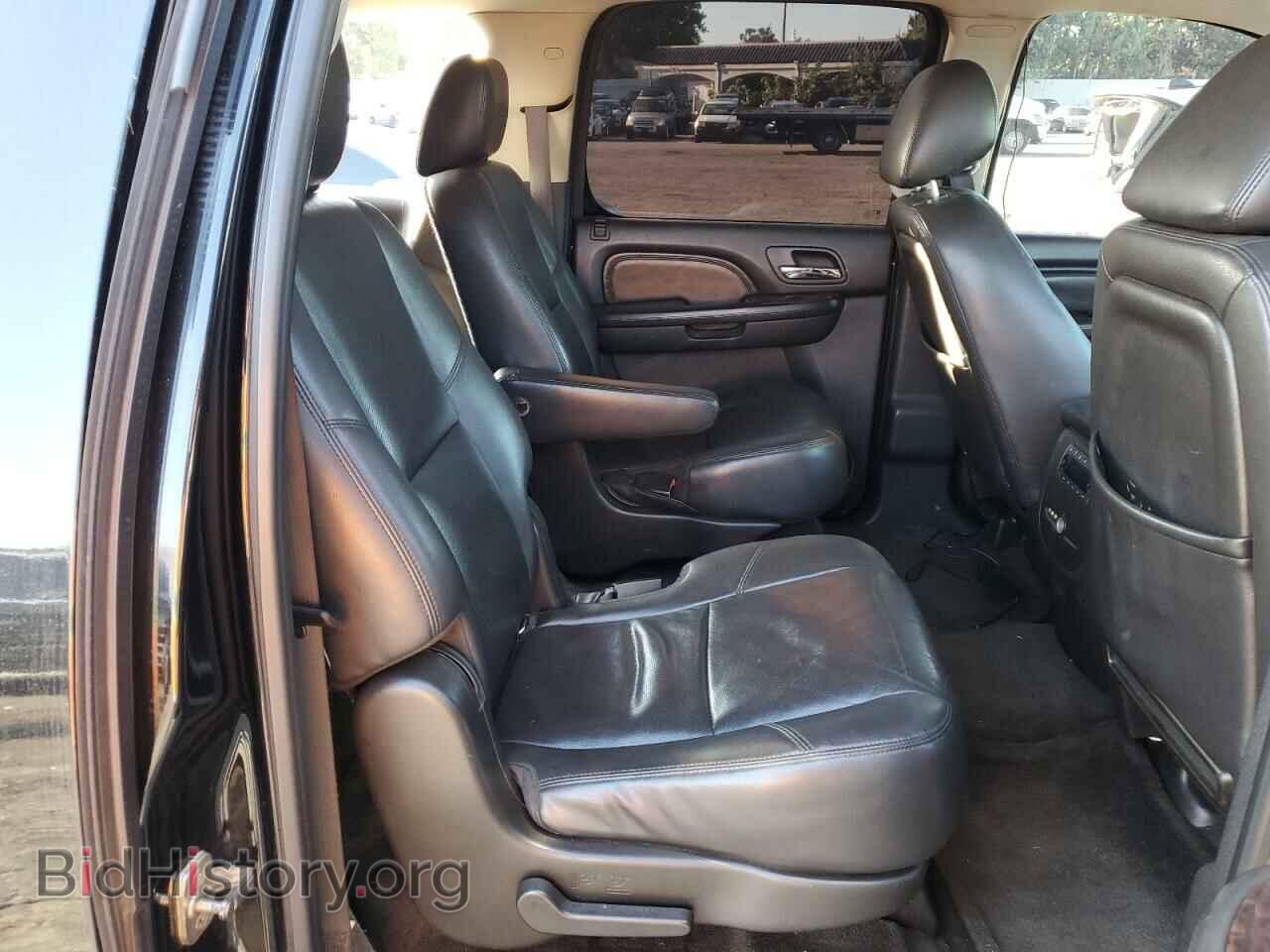 2011 GMC YUKON - VIN: 1GKS1MEF0BR393897 - Фото 10