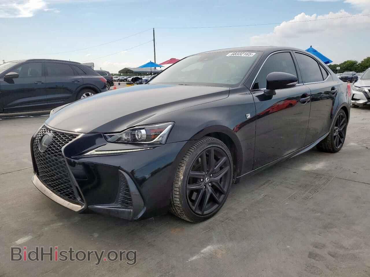 Photo JTHBA1D24H5051960 - LEXUS IS 2017