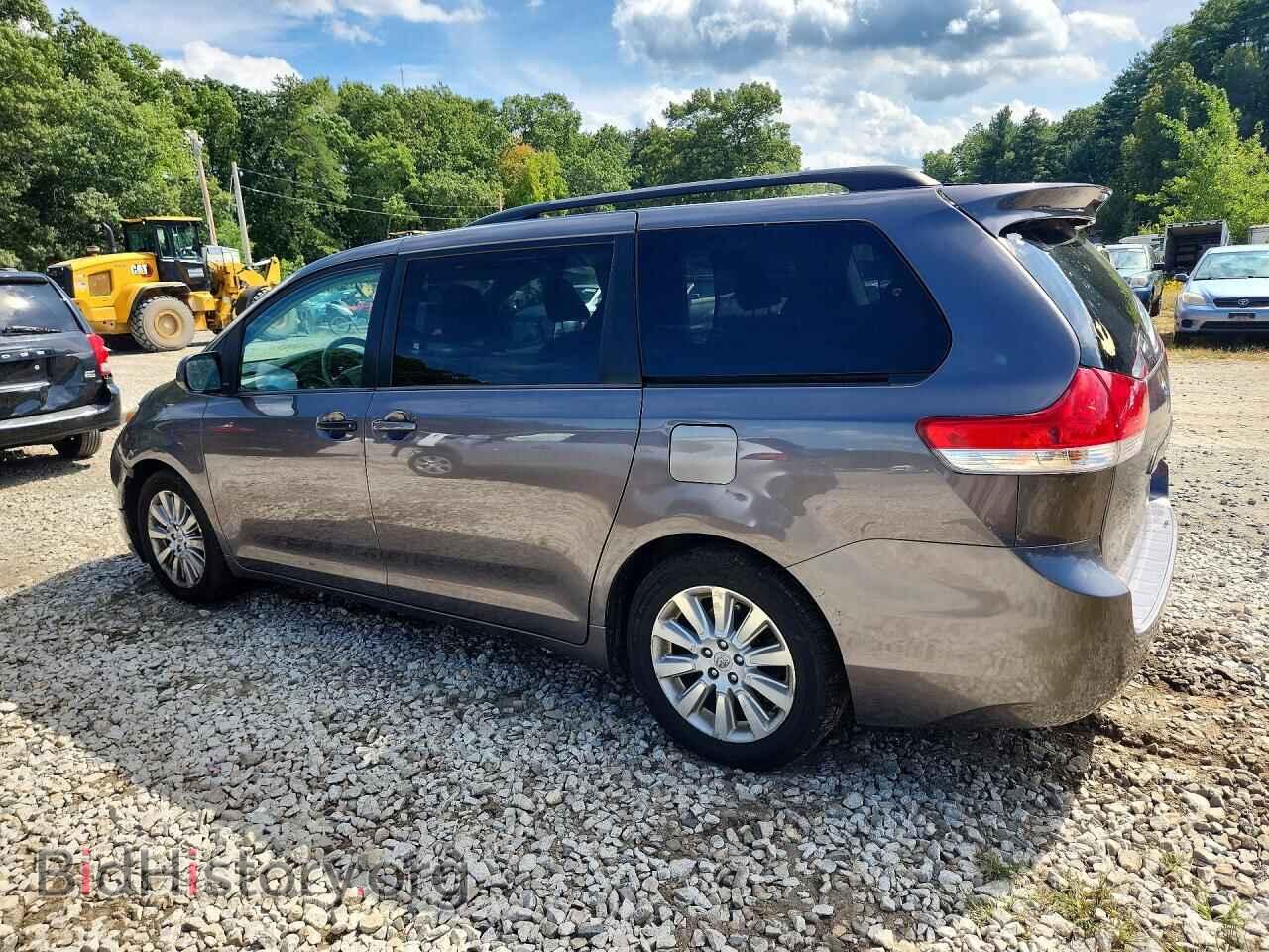 2012 TOYOTA SIENNA - VIN: 5TDJK3DC4CS039986 - Фото 2