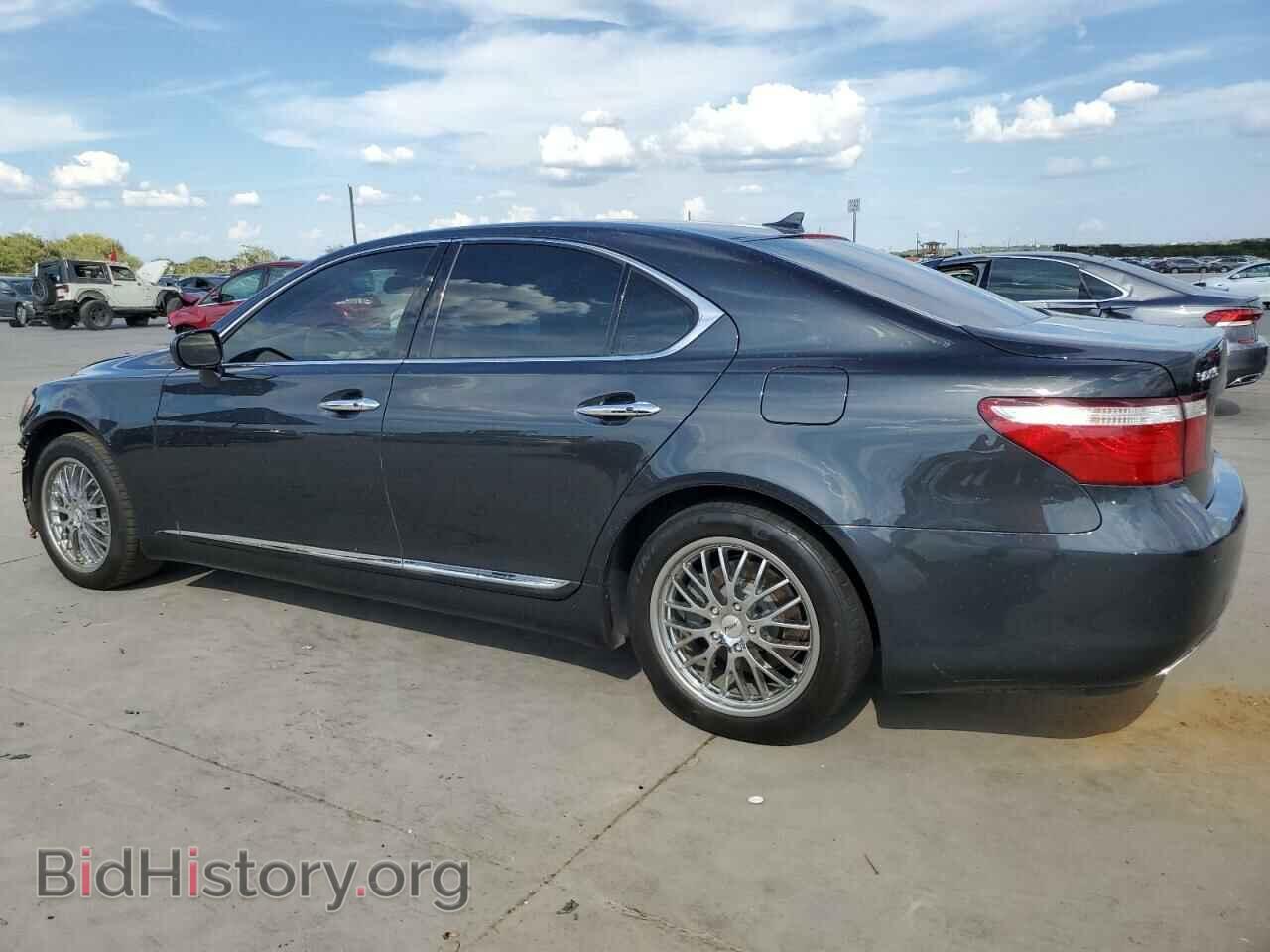 2008 LEXUS LS460 - VIN: JTHBL46F685084115 - Photo 2