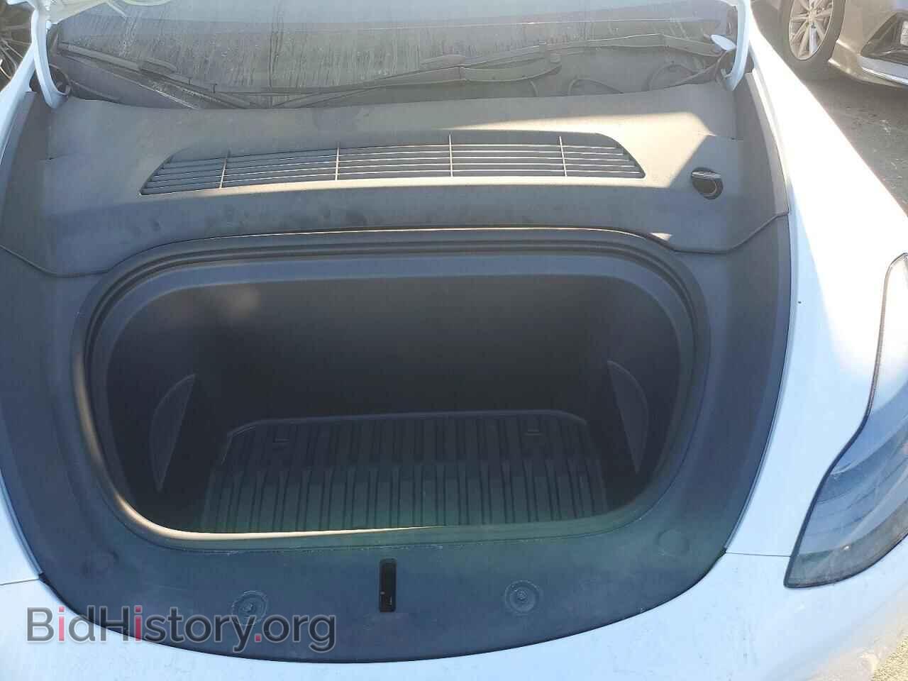 2024 TESLA MODEL Y - VIN: 7SAYGDEE4RF123280 - Photo 11