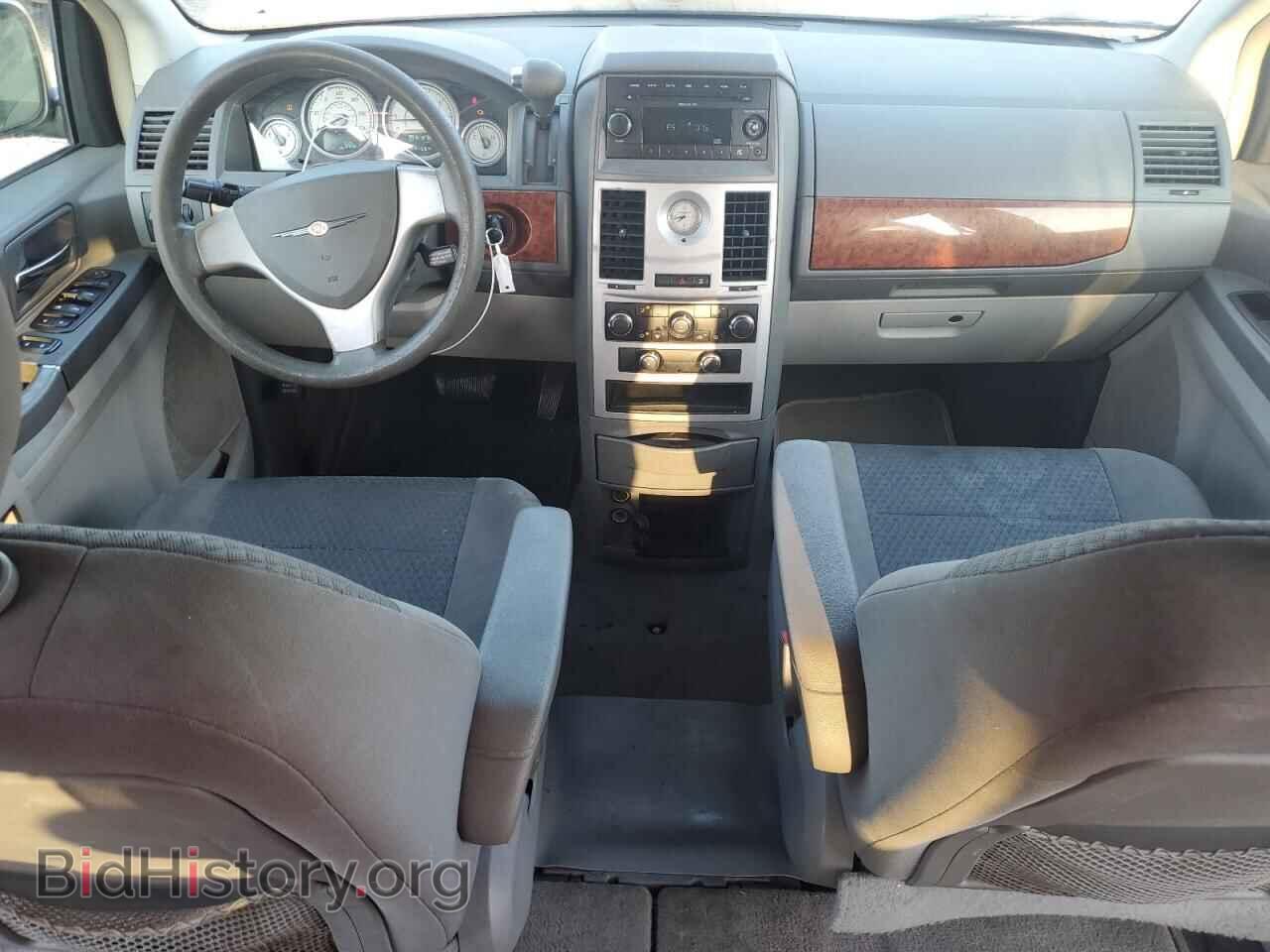 2009 CHRYSLER MINIVAN - VIN: 2A8HR44E49R535852 - Фото 8