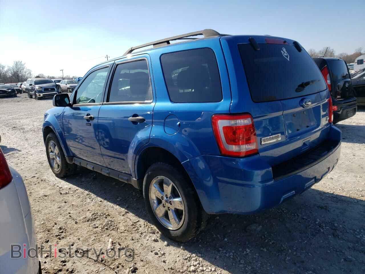 2011 FORD ESCAPE - VIN: 1FMCU9DG5BKC51483 - Фото 2