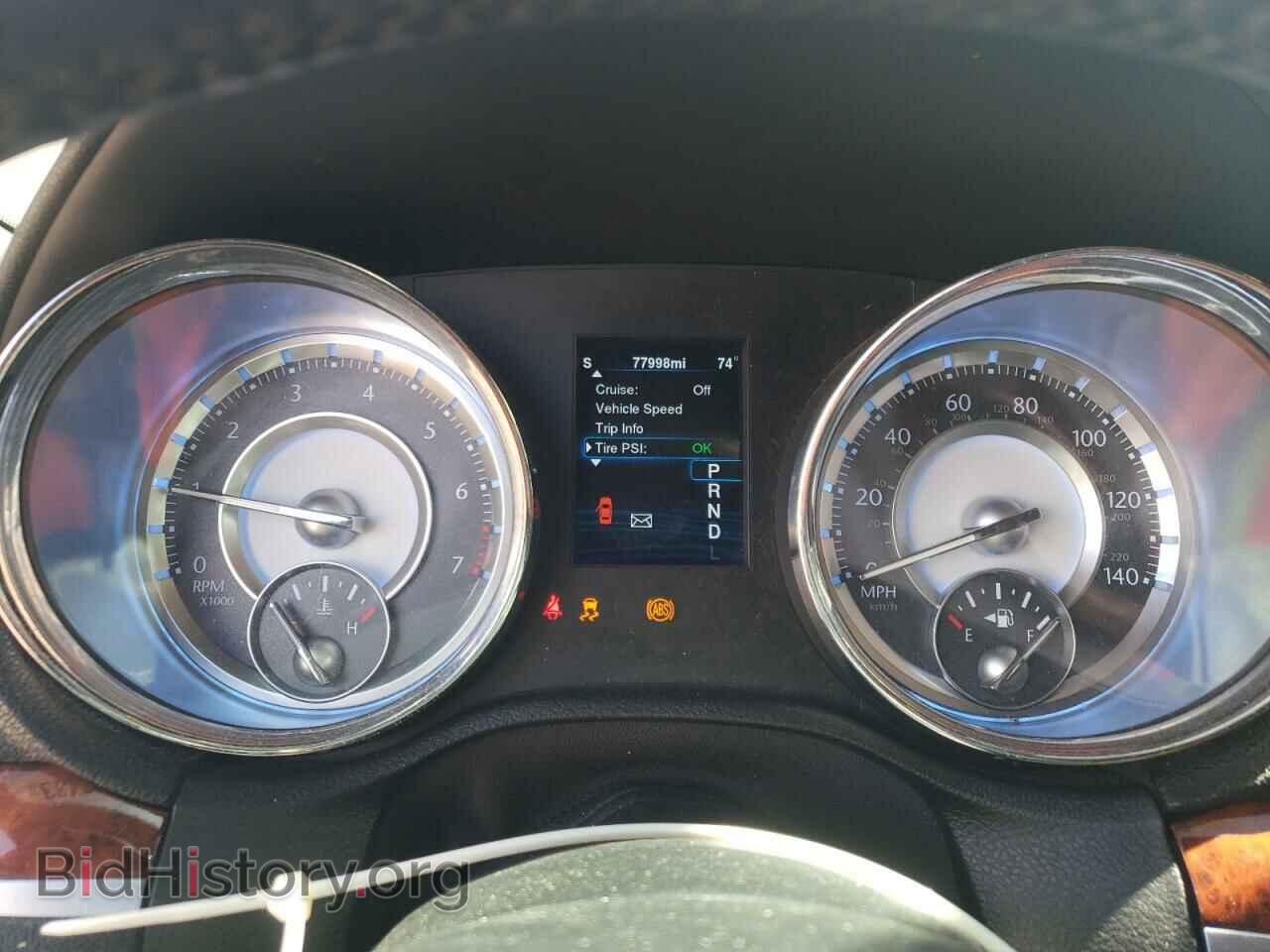 2014 CHRYSLER 300 - VIN: 2C3CCAAGXEH132552 - Фото 9