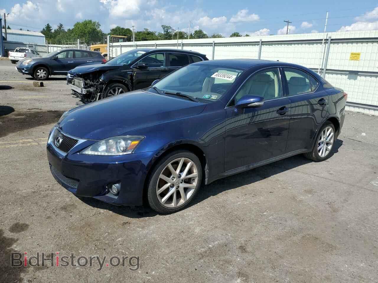 Фотография JTHCF5C20C5059206 - LEXUS IS 2012
