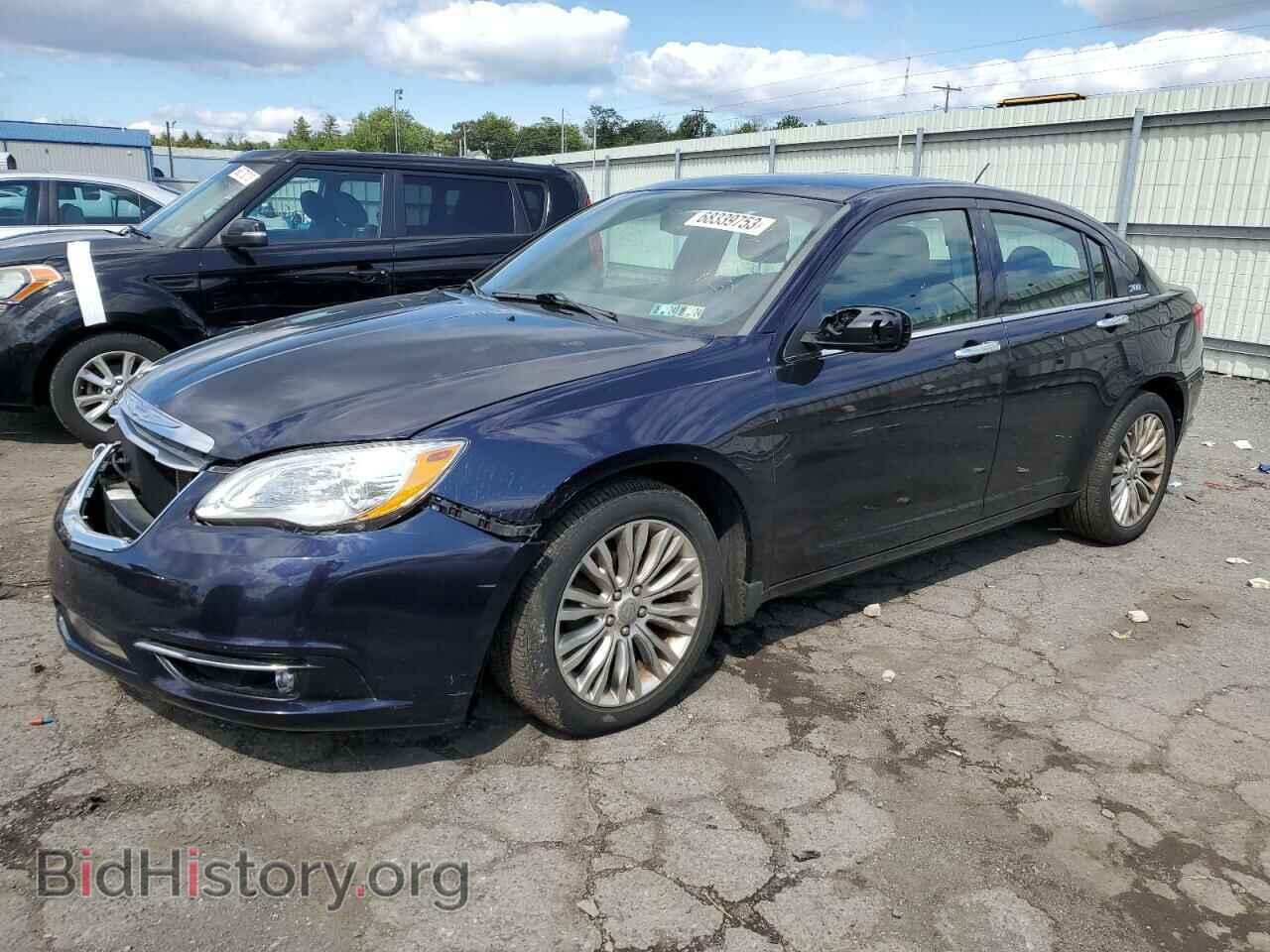 Photo 1C3BC2FBXBN595499 - CHRYSLER 200 2011
