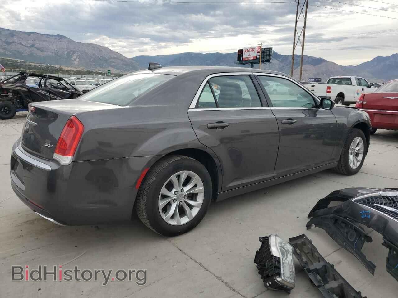 2015 CHRYSLER 300 - VIN: 2C3CCAAG2FH769226 - Фото 3