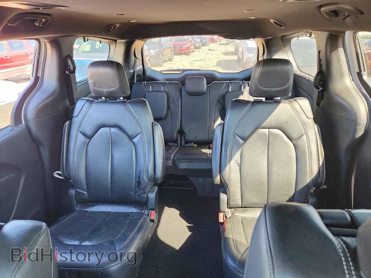 2018 CHRYSLER PACIFICA - VIN: 2C4RC1EG3JR310841 - Photo 10