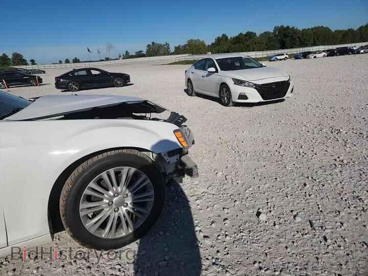 2014 CHRYSLER 300 - VIN: 2C3CCARG1EH328061 - Photo 14