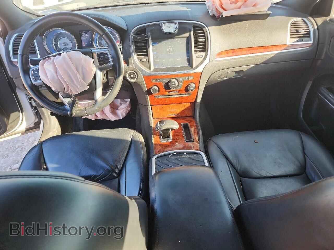 2014 CHRYSLER 300 - VIN: 2C3CCARG1EH328061 - Photo 8