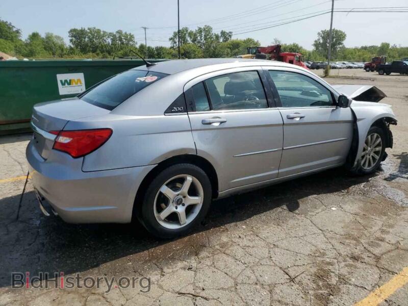2013 Chrysler 200 (VIN 1C3CCBBG7DN704008) — фото 3 из 13