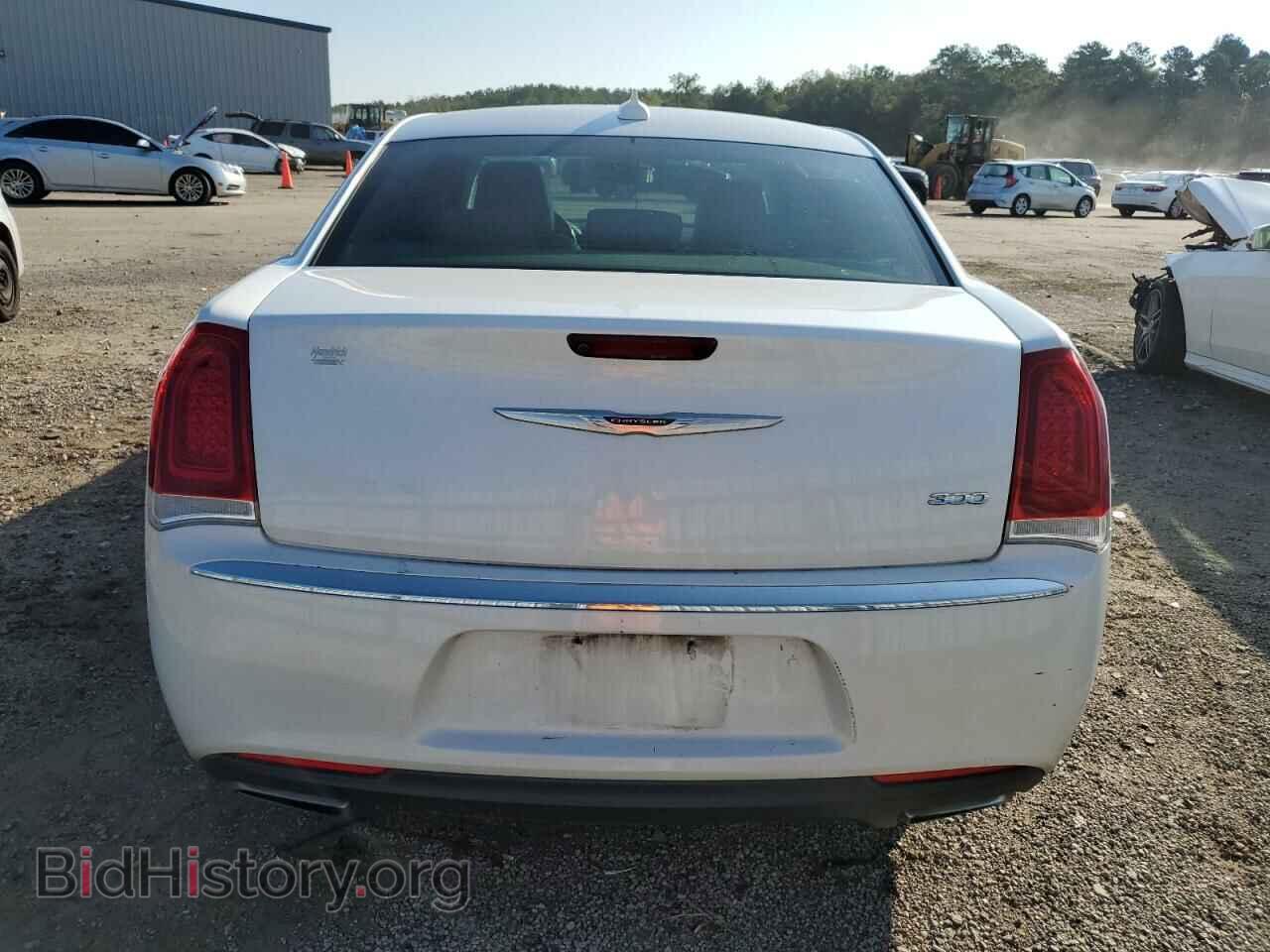 2016 CHRYSLER 300 - VIN: 2C3CCAAG1GH170657 - Фото 6