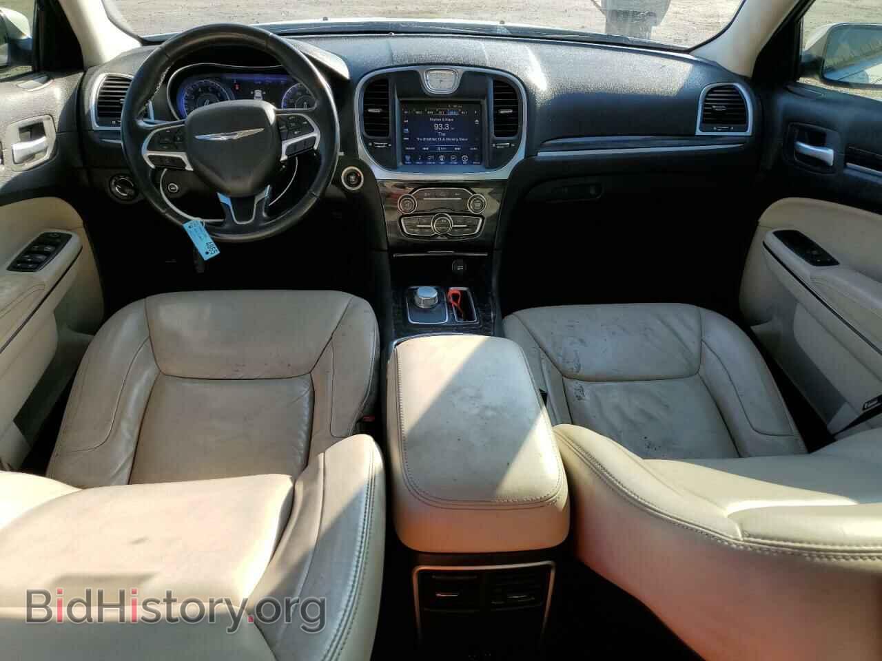 2016 CHRYSLER 300 - VIN: 2C3CCAAG1GH170657 - Фото 8