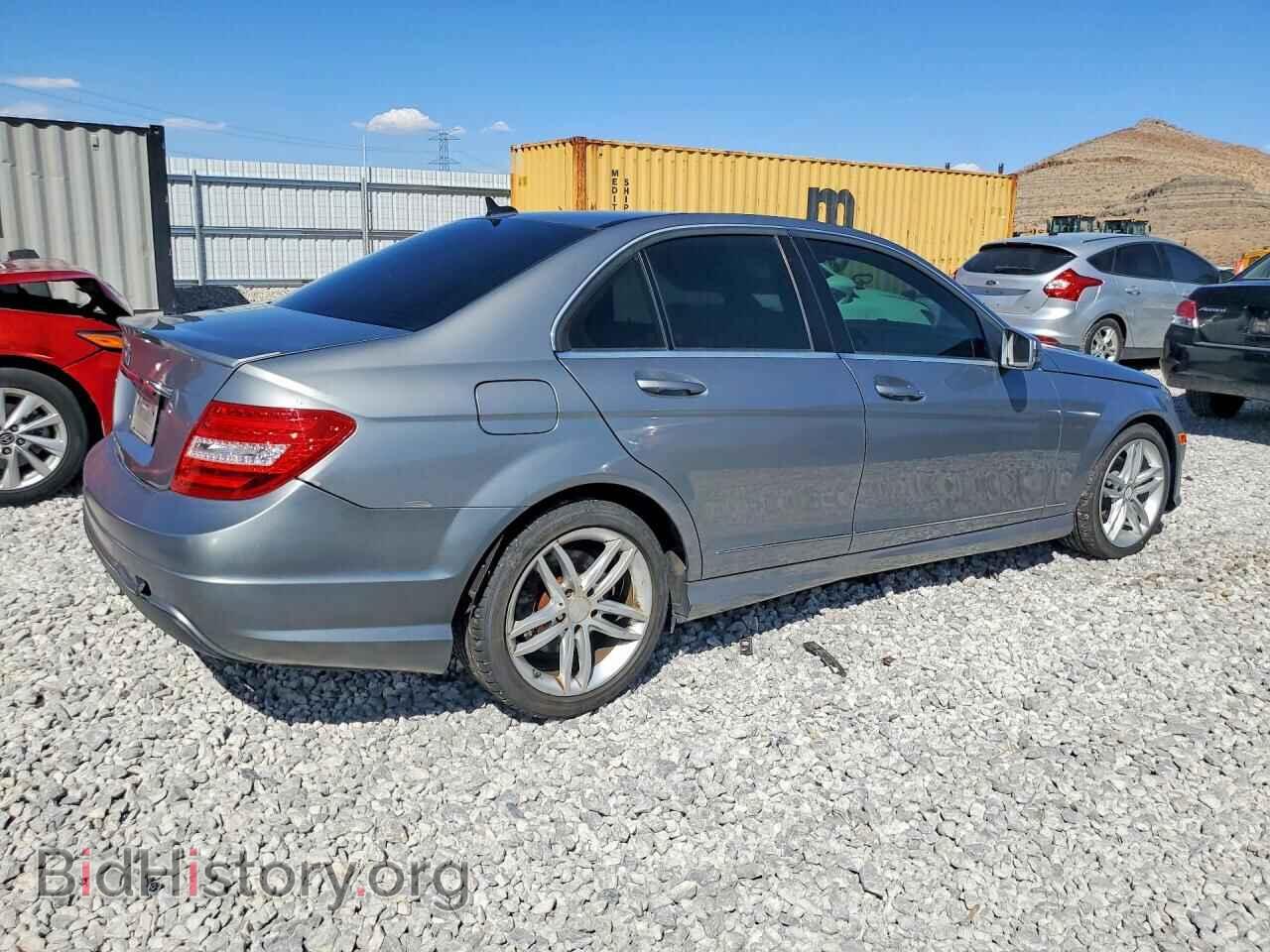 2014 MERCEDES-BENZ C-CLASS - VIN: WDDGF4HB0EA968035 - Фото 3