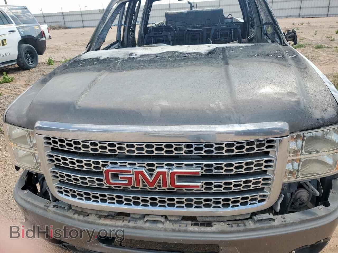 2013 GMC SIERRA - VIN: 1GT125E87DF169848 - Фото 11