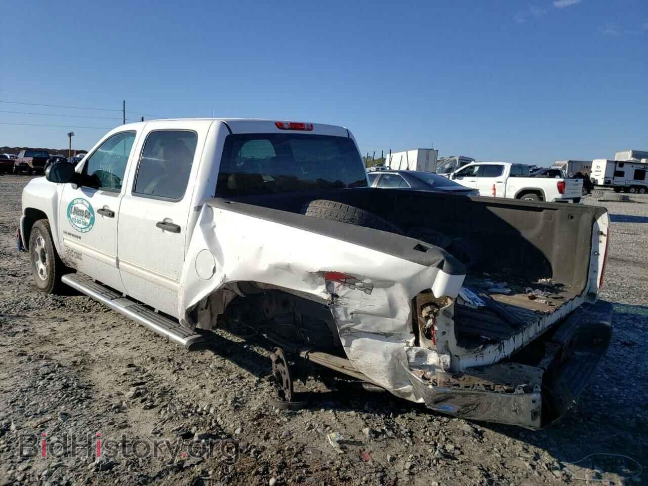 2011 CHEVROLET SILVERADO - VIN: 3GCPKSE36BG217400 - Фото 3