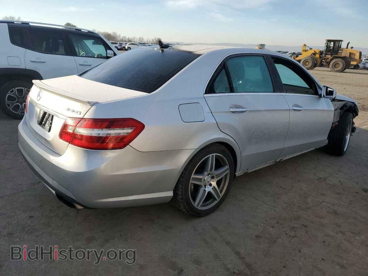 2011 MERCEDES-BENZ E-CLASS - VIN: WDDHF7HB7BA430482 - Фото 3