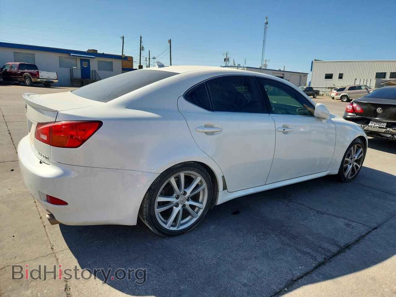 2007 LEXUS IS - VIN: JTHBE262X75011985 - Photo 3