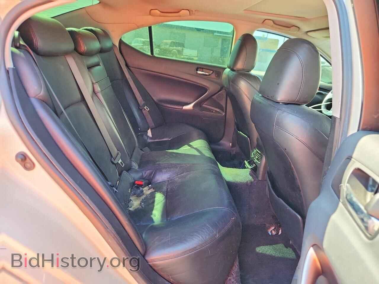 2007 LEXUS IS - VIN: JTHBE262X75011985 - Photo 10