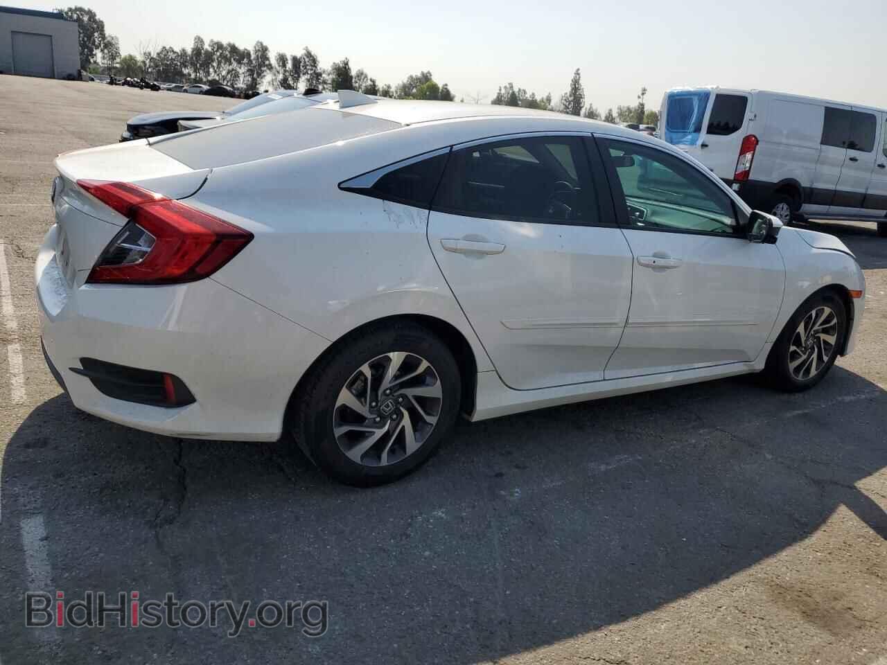 2018 HONDA CIVIC - VIN: 2HGFC2F78JH507583 - Фото 3