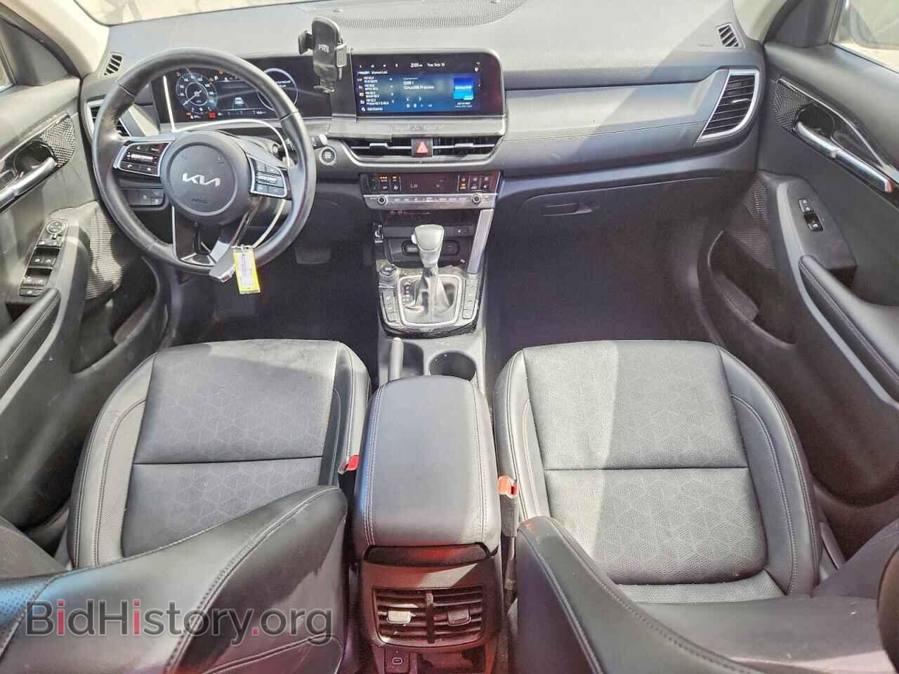 2025 KIA SELTOS - VIN: KNDERCAAXS7738077 - Photo 8