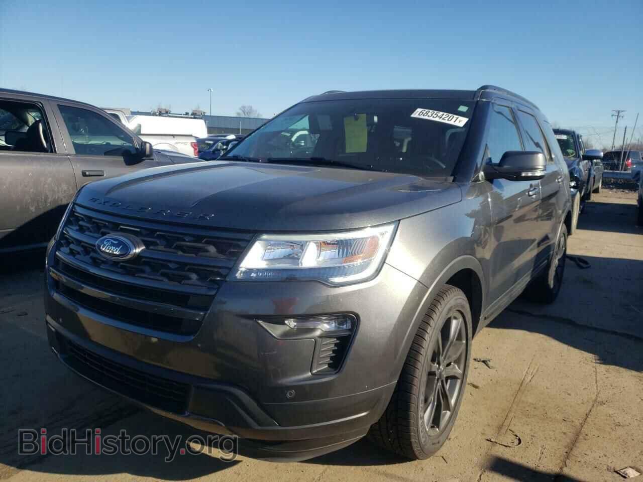 2018 FORD EXPLORER - VIN: 1FM5K8D80JGB77277 - Фото 2