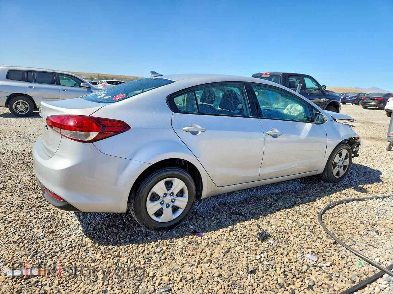 2017 KIA FORTE - VIN: 3KPFK4A77HE061274 - Photo 3
