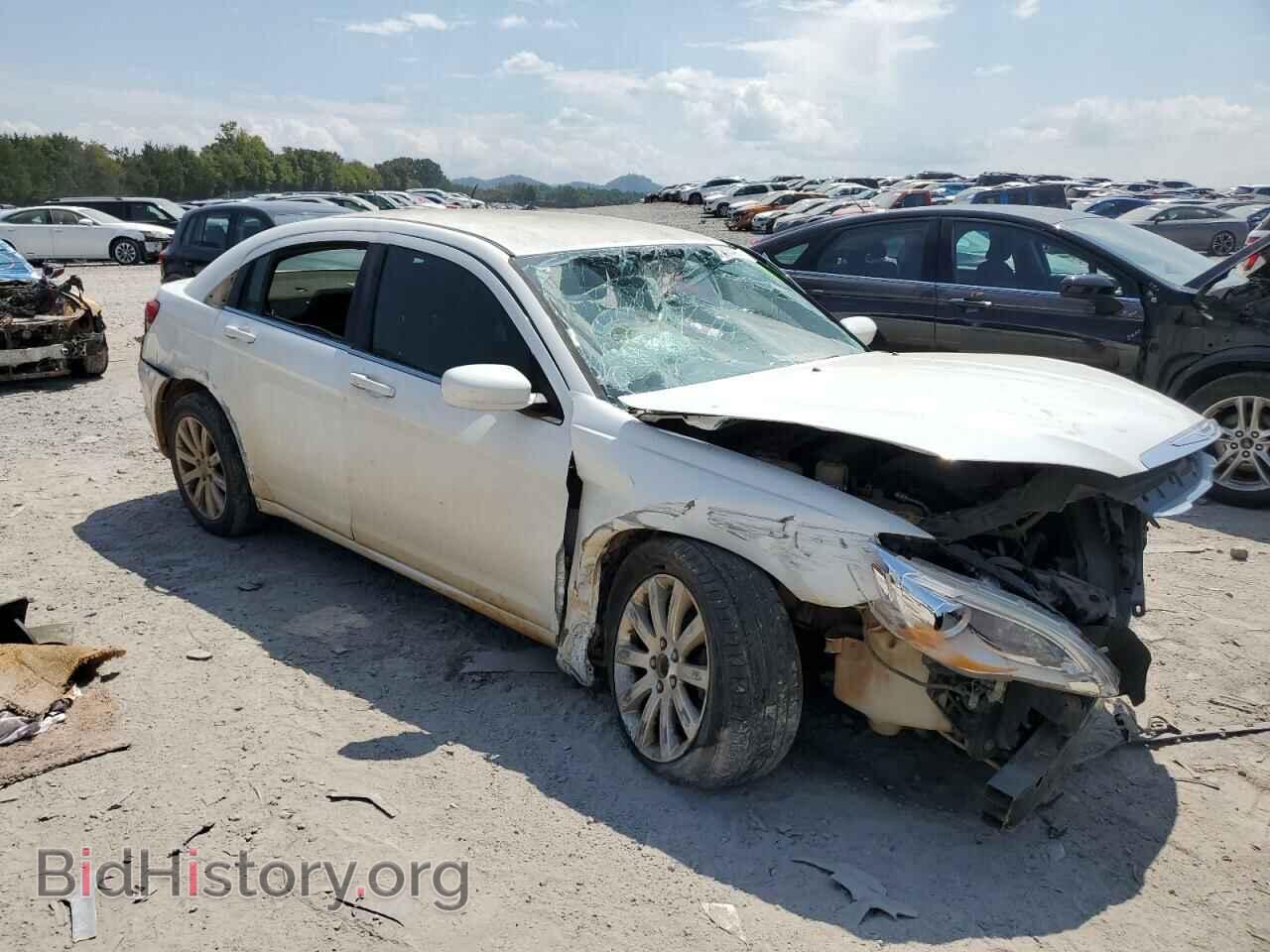 2014 CHRYSLER 200 - VIN: 1C3CCBBG1EN144777 - Фото 4