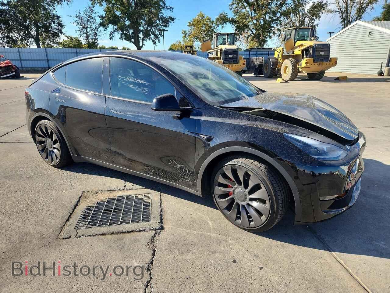 2023 TESLA MODEL Y - VIN: 7SAYGDEF5PF739432 - Photo 4