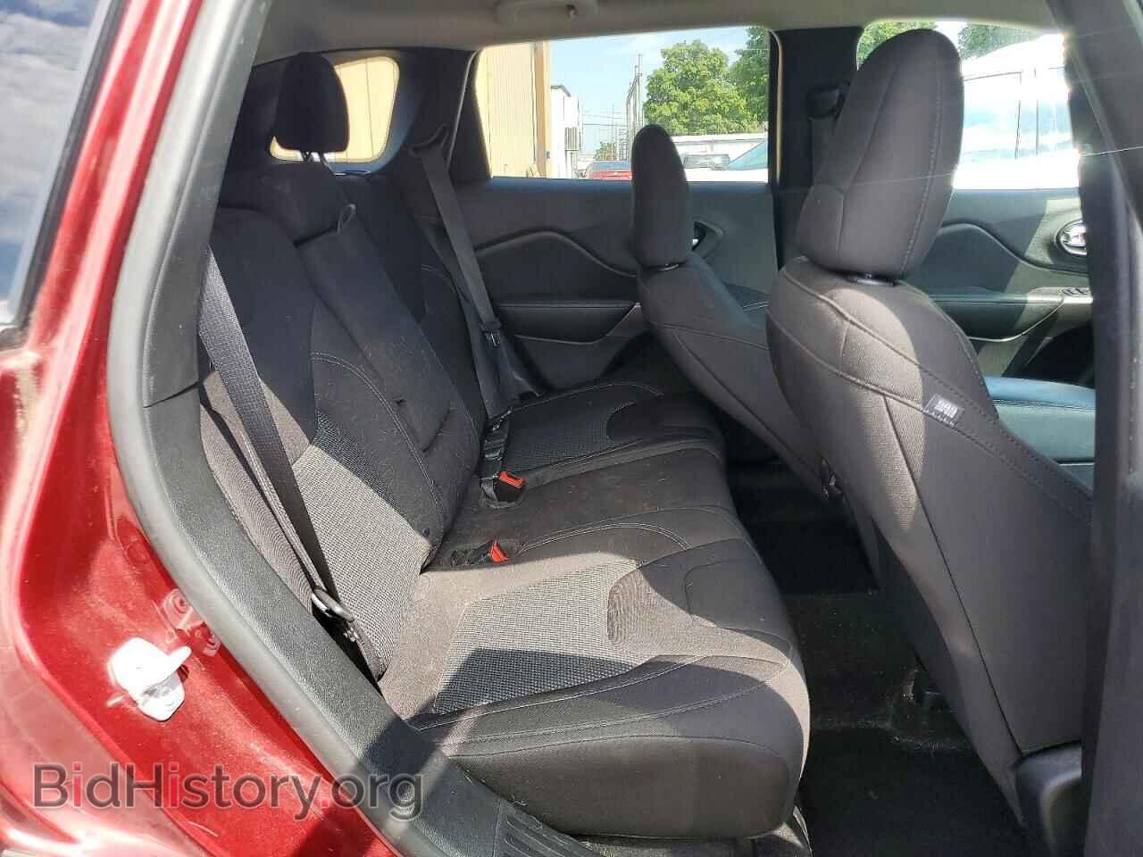 2019 JEEP CHEROKEE - VIN: 1C4PJLCB4KD439417 - Фото 11