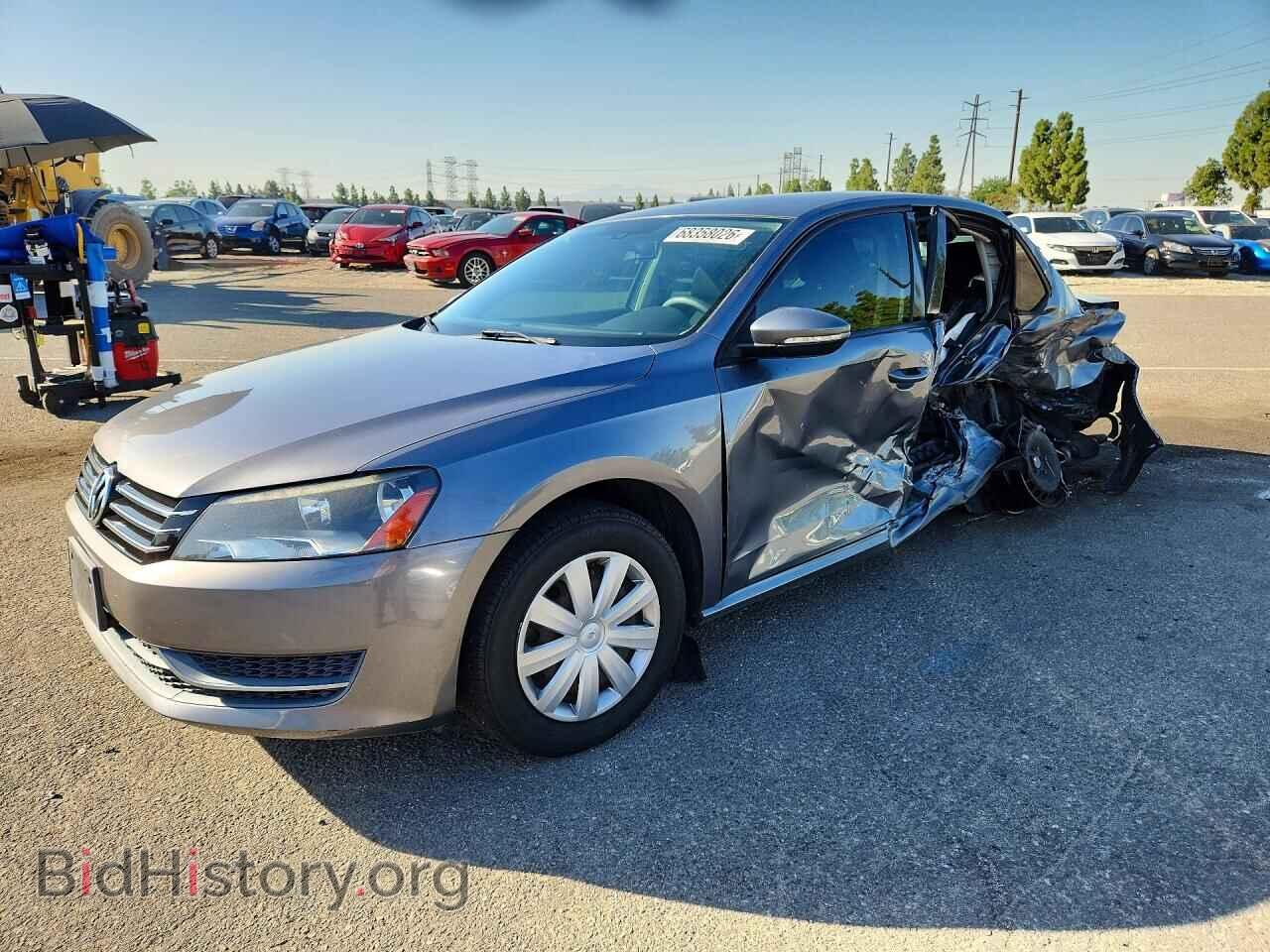 Фотография 1VWAP7A38CC014746 - VOLKSWAGEN PASSAT 2012