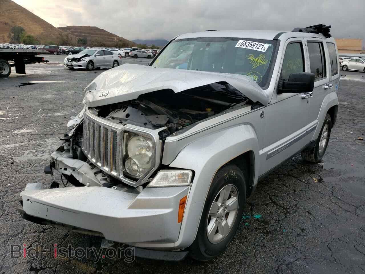 2011 JEEP LIBERTY - VIN: 1J4PN2GK4BW592564 - Фото 2