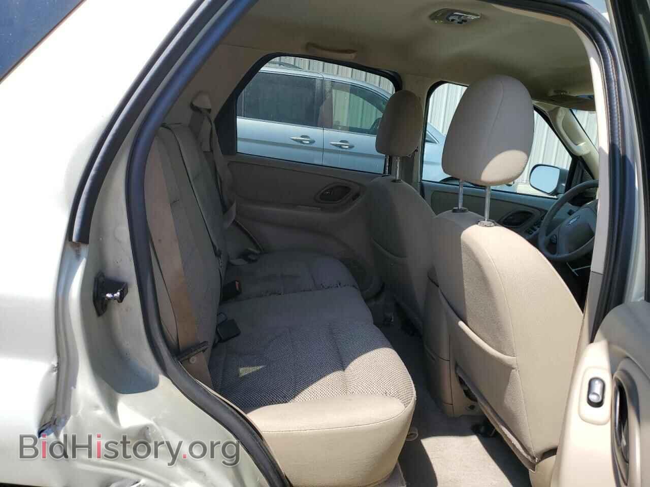 2005 FORD ESCAPE - VIN: 1FMYU93125KA24775 - Фото 11