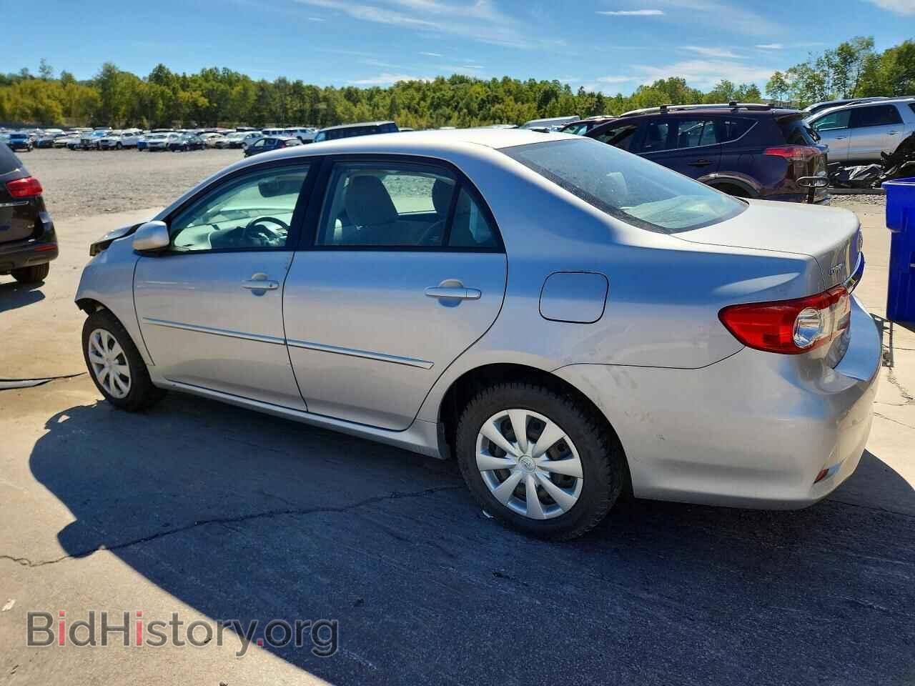 2011 TOYOTA COROLLA - VIN: 2T1BU4EE6BC675031 - Photo 2