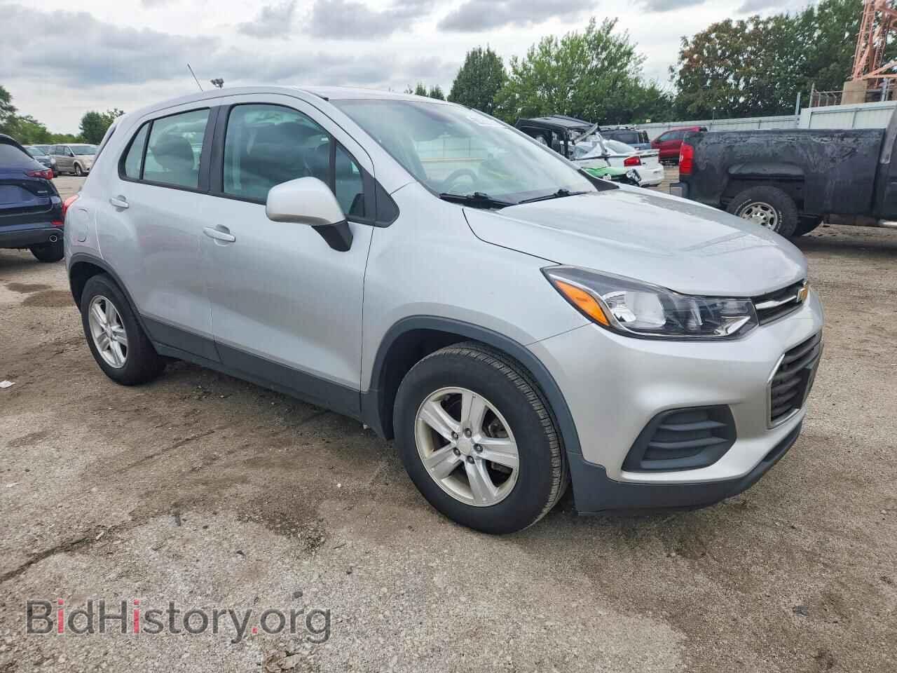 2019 CHEVROLET TRAX - VIN: 3GNCJKSB5KL334705 - Фото 4