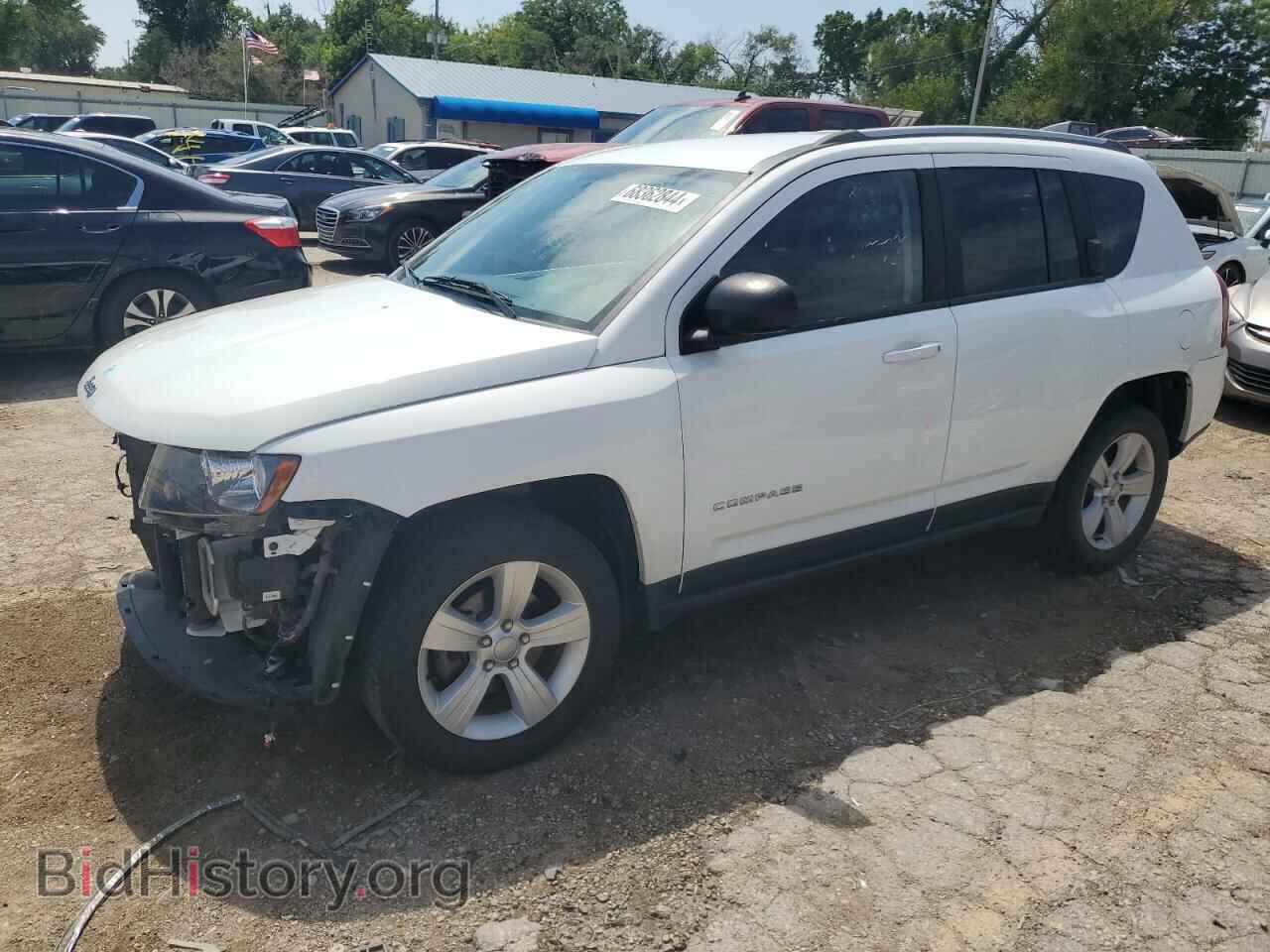 Фотография 1C4NJDBBXGD755930 - JEEP COMPASS 2016