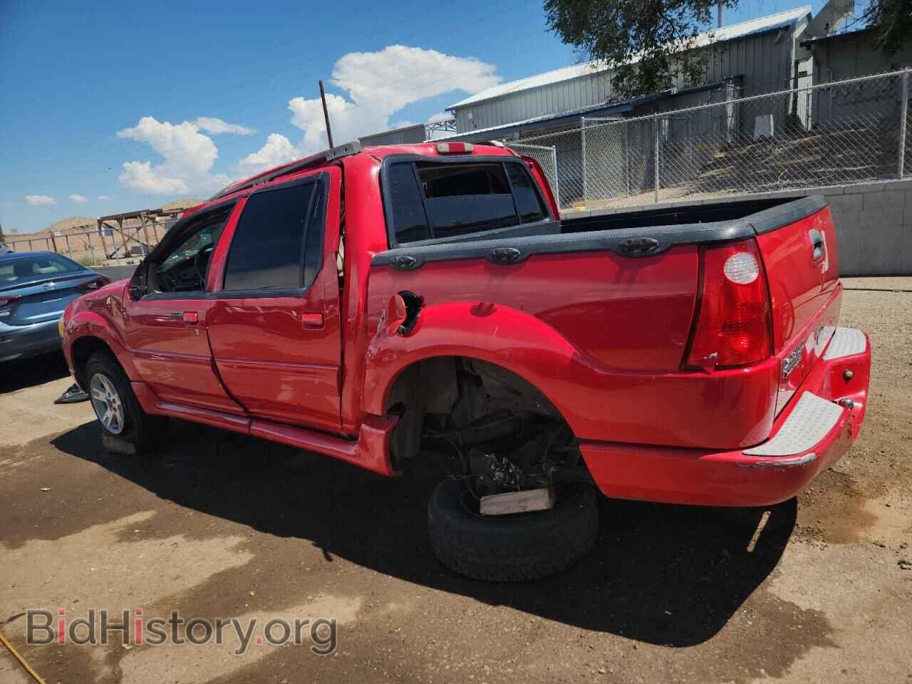 2005 FORD EXPLORER - VIN: 1FMZU67KX5UB06439 - Фото 2