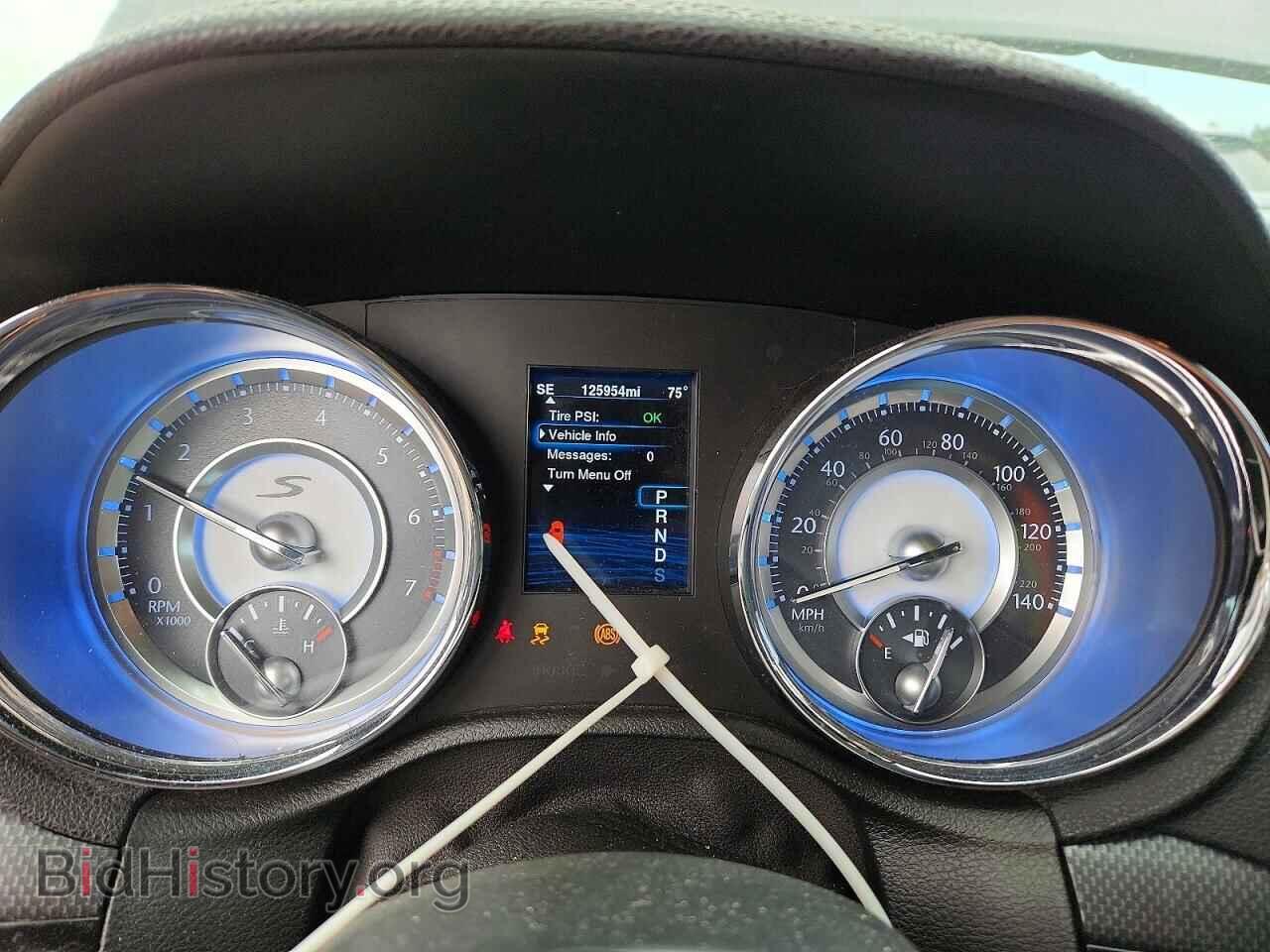 2014 CHRYSLER 300 - VIN: 2C3CCAGG4EH283989 - Photo 9