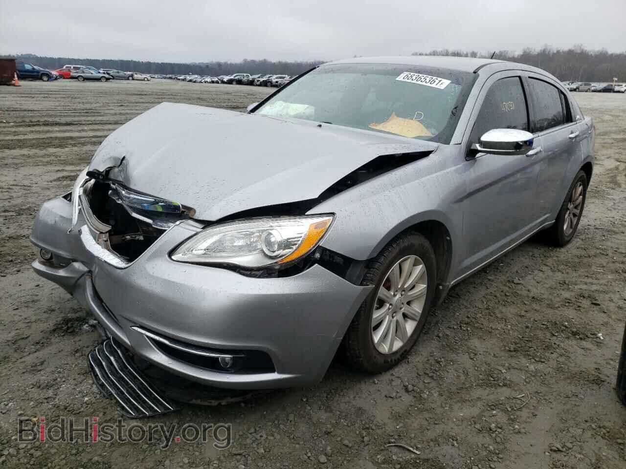 2013 CHRYSLER 200 - VIN: 1C3CCBCG2DN510596 - Photo 2