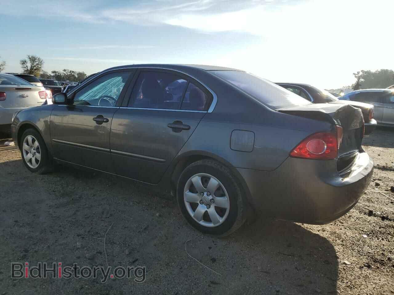 2007 KIA OPTIMA - VIN: KNAGE123775128209 - Photo 2