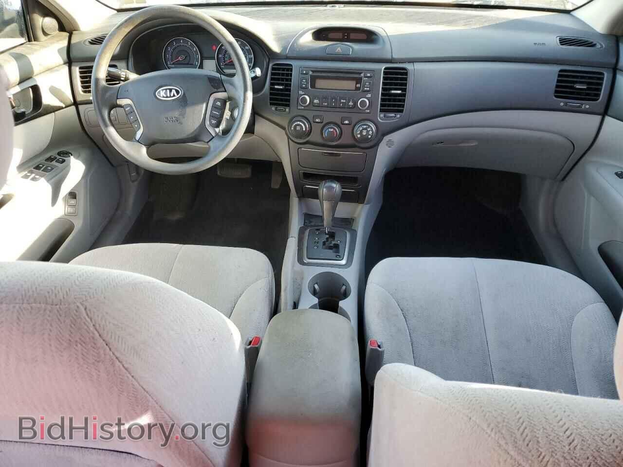 2007 KIA OPTIMA - VIN: KNAGE123775128209 - Photo 8
