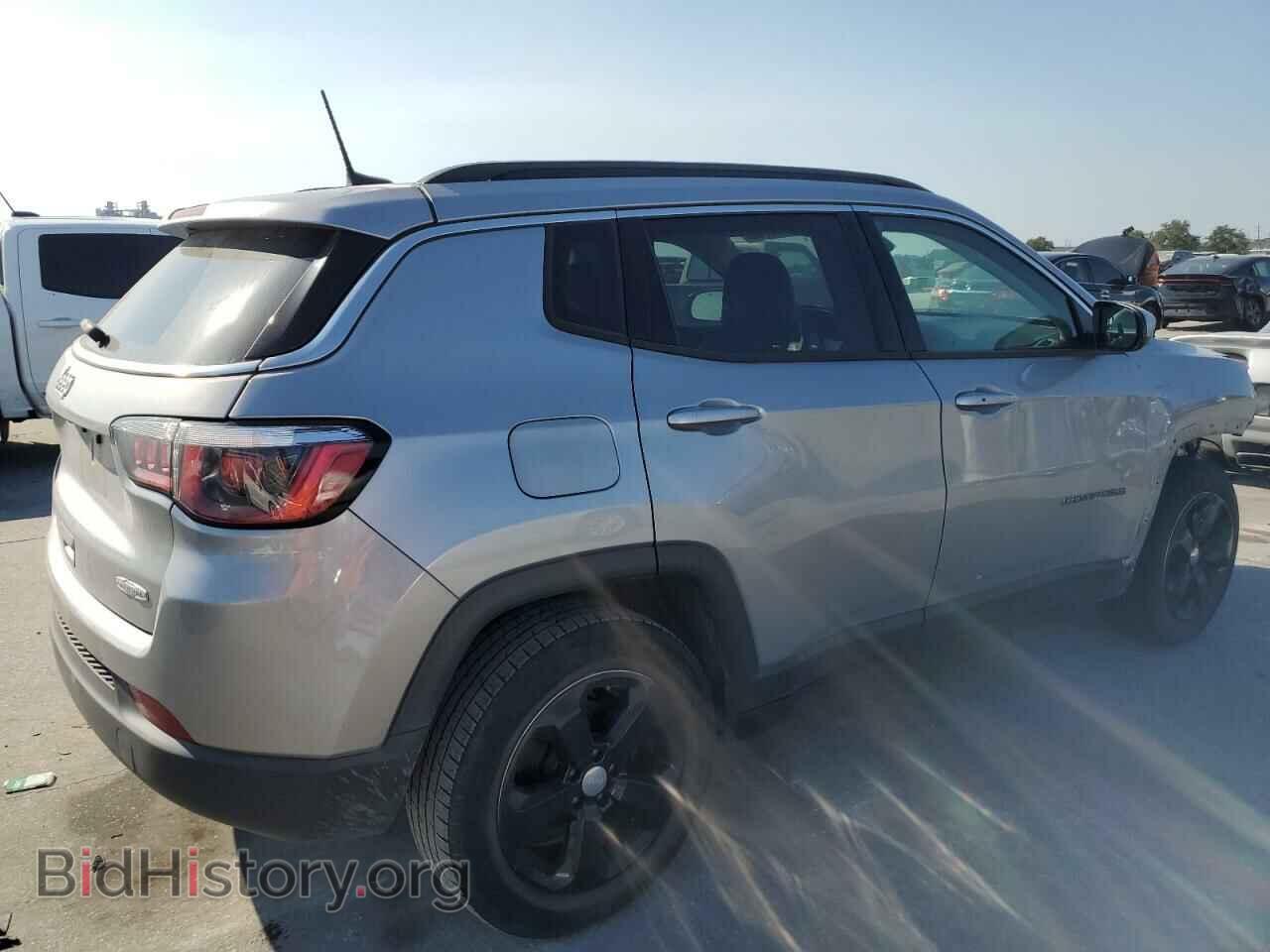 2018 JEEP COMPASS - VIN: 3C4NJCBB0JT137530 - Фото 3