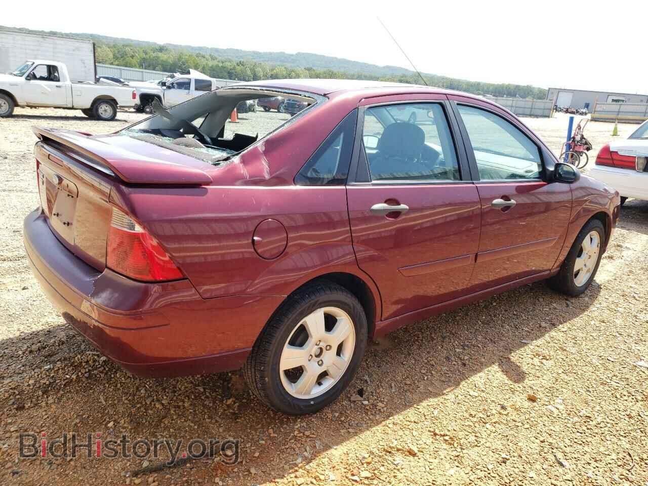 2007 FORD FOCUS - VIN: 1FAFP34N37W166555 - Фото 3