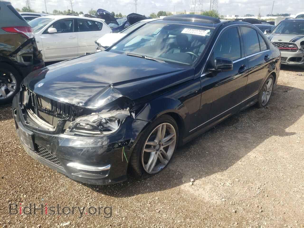 Photo WDDGF8AB0EG181343 - MERCEDES-BENZ C-CLASS 2014